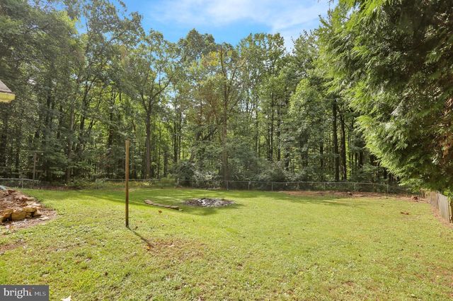 129 ORCHARD RD, Fleetwood, PA 19522