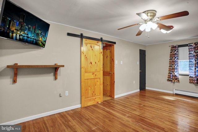 129 ORCHARD RD, Fleetwood, PA 19522