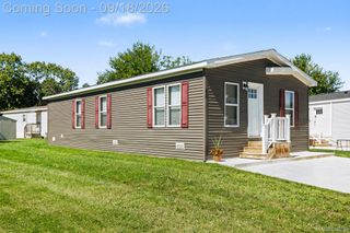470 Flamingo Street, Rochester Hills, MI 48309