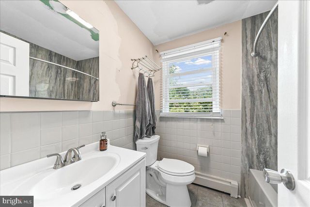 435 N SYCAMORE AVE, Clifton Heights, PA 19018