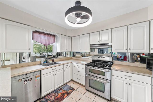 435 N SYCAMORE AVE, Clifton Heights, PA 19018