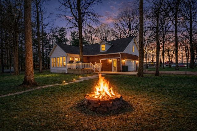 2502 Dobbins Pike, Portland, TN 37148