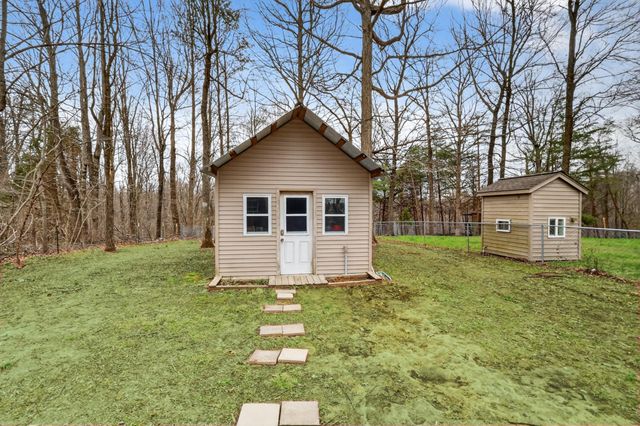 2502 Dobbins Pike, Portland, TN 37148