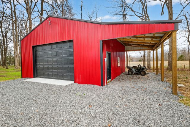 2502 Dobbins Pike, Portland, TN 37148