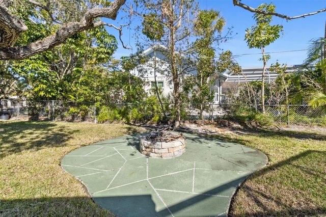 5223 SHADOW LAWN DRIVE, Sarasota, FL 34242