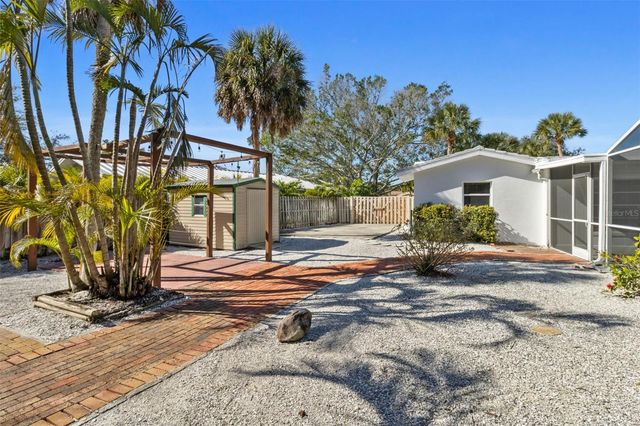 5223 SHADOW LAWN DRIVE, Sarasota, FL 34242