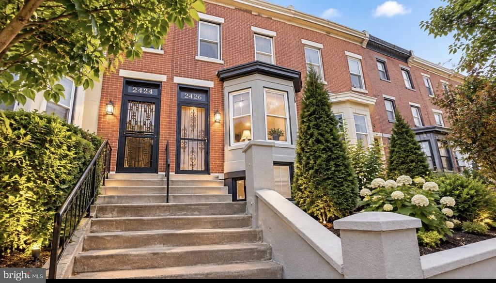 2928 CAMBRIDGE ST, PHILADELPHIA, PA 19130 — exterior