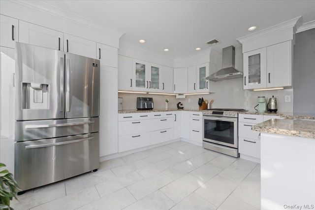 41 Stillwater Avenue, Massapequa, NY 11758