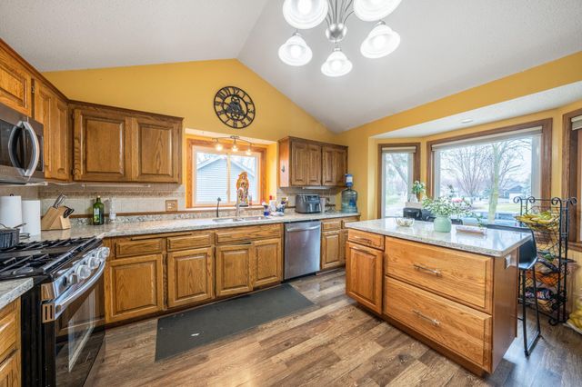 17100 Fieldcrest Avenue, Farmington, MN 55024