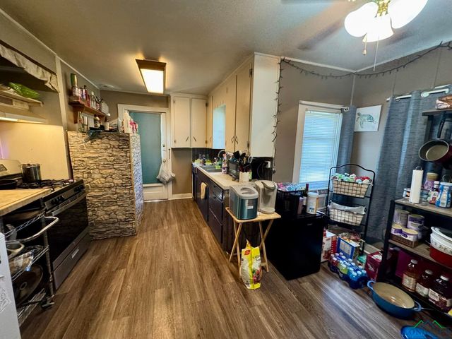 202 Avenue C, Longview, TX 75601