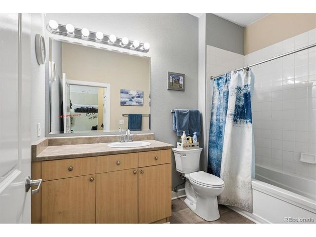 5677 S Park Pl C-C103, Greenwood Village, CO 80111