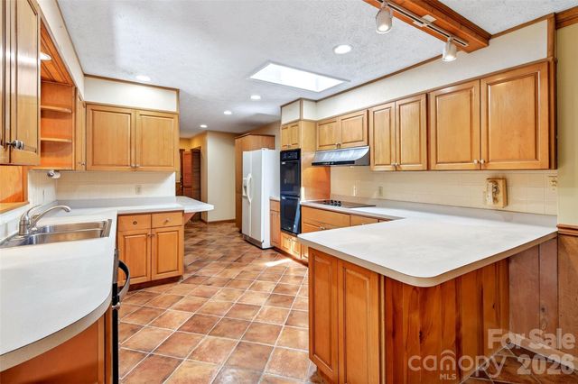 103 Richard Lane, Black Mountain, NC 28711
