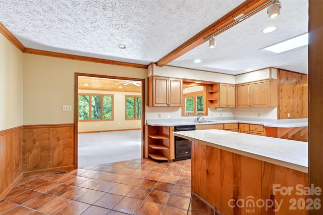 103 Richard Lane, Black Mountain, NC 28711