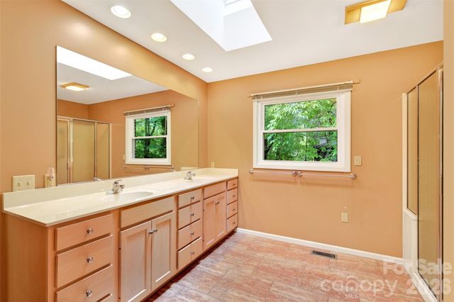 103 Richard Lane, Black Mountain, NC 28711
