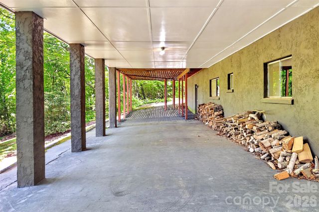 103 Richard Lane, Black Mountain, NC 28711