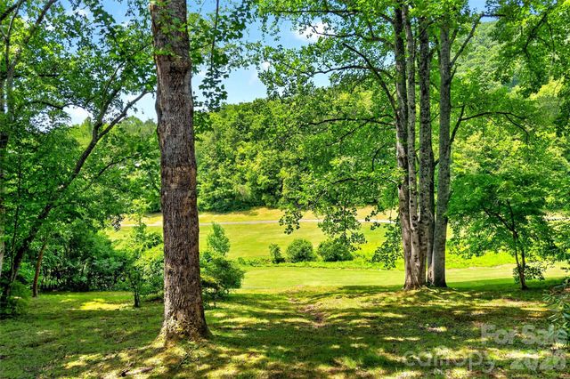 103 Richard Lane, Black Mountain, NC 28711
