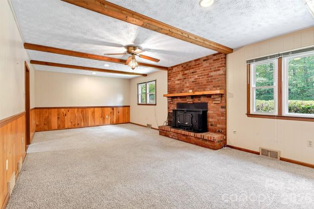 103 Richard Lane, Black Mountain, NC 28711