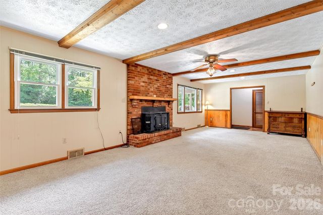 103 Richard Lane, Black Mountain, NC 28711