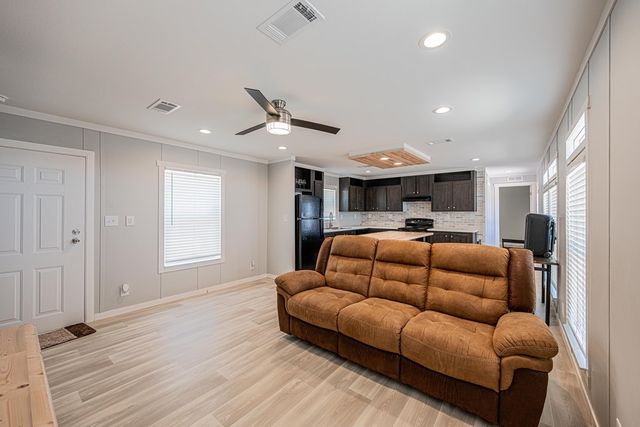 2116 Santa Anna, Midland, TX 79705