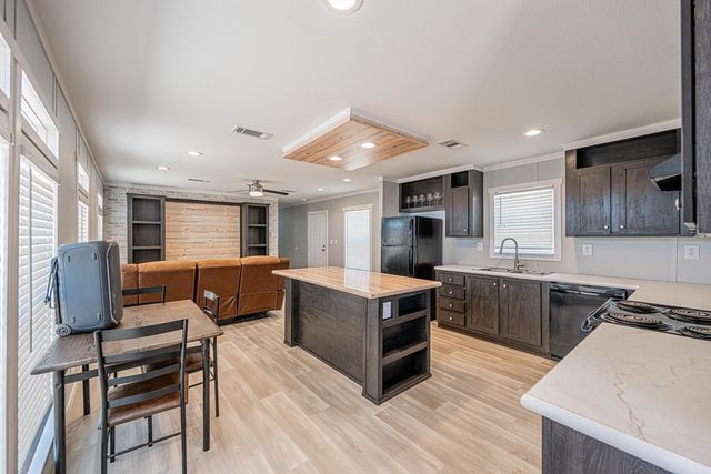 2116 Santa Anna, Midland, TX 79705