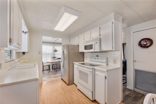 1610 REYNOLDS ROAD 126, Lakeland, FL 33801