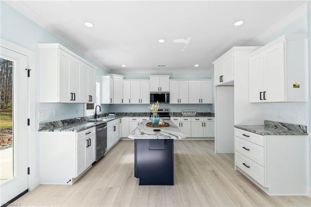 4900 Westerly Drive, Winston-salem, NC 27106