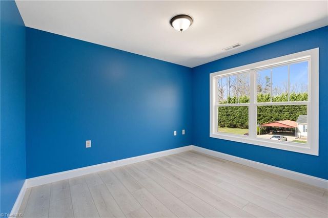 4900 Westerly Drive, Winston-salem, NC 27106