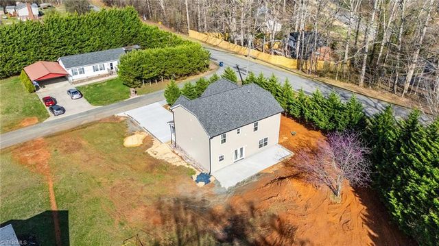 4900 Westerly Drive, Winston-salem, NC 27106