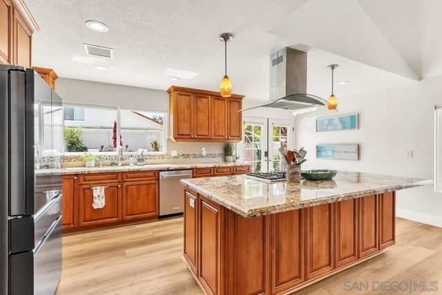 11655 Cebada Ct, San Diego, CA 92124