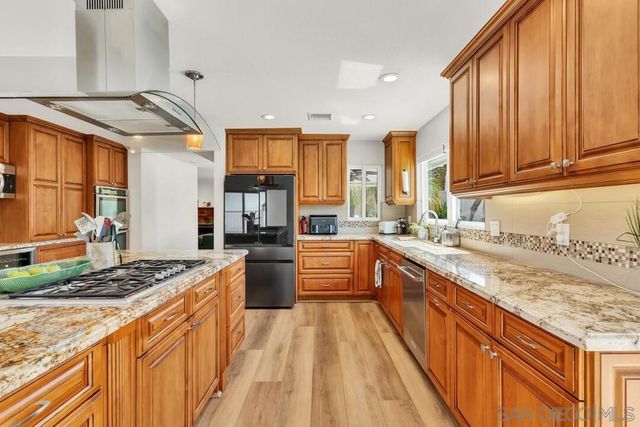 11655 Cebada Ct, San Diego, CA 92124