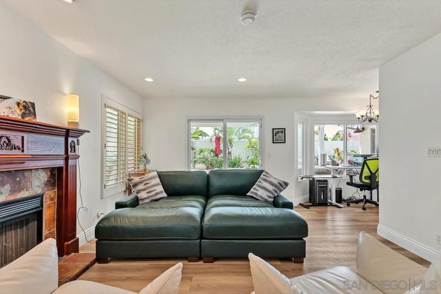 11655 Cebada Ct, San Diego, CA 92124