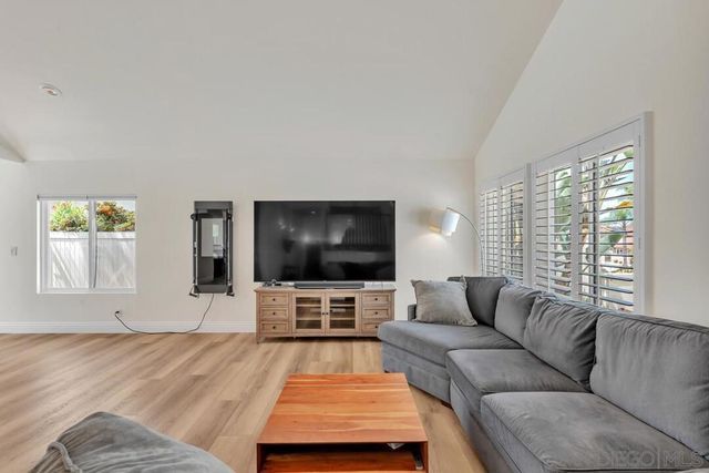 11655 Cebada Ct, San Diego, CA 92124