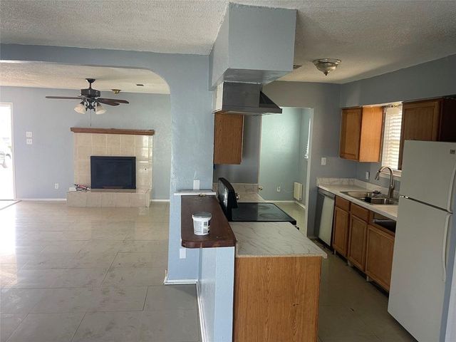 2517 Chevy Chase Drive, Irving, TX 75062