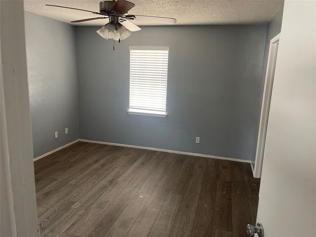 2517 Chevy Chase Drive, Irving, TX 75062