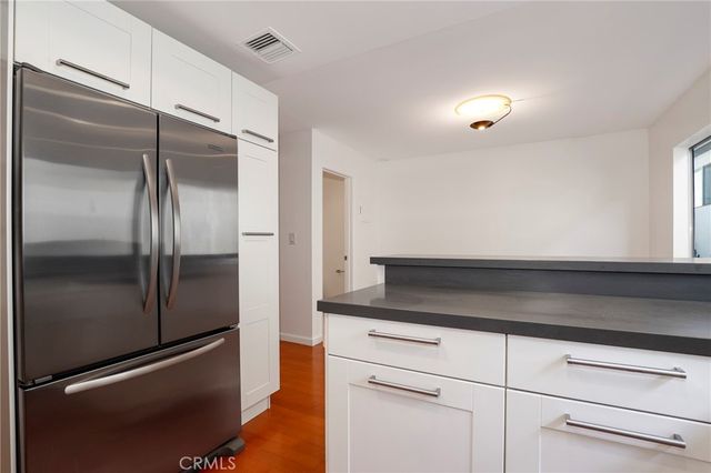 944 Palm Avenue 5, West Hollywood, CA 90069