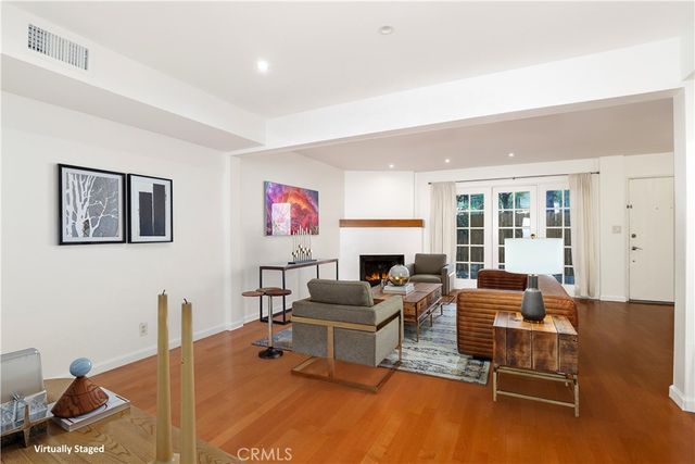 944 Palm Avenue 5, West Hollywood, CA 90069