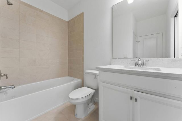 2834 HIGH POINTE STREET, Clermont, FL 34711