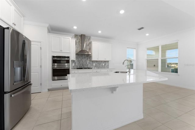 2834 HIGH POINTE STREET, Clermont, FL 34711