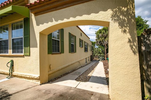 809 POINSETTIA DRIVE, Eustis, FL 32726