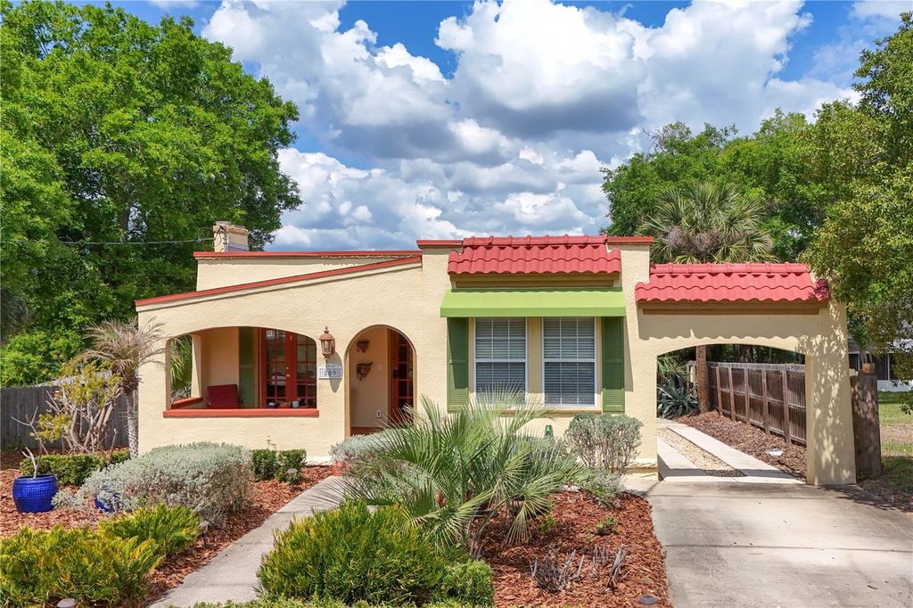 809 POINSETTIA DRIVE, Eustis, FL 32726