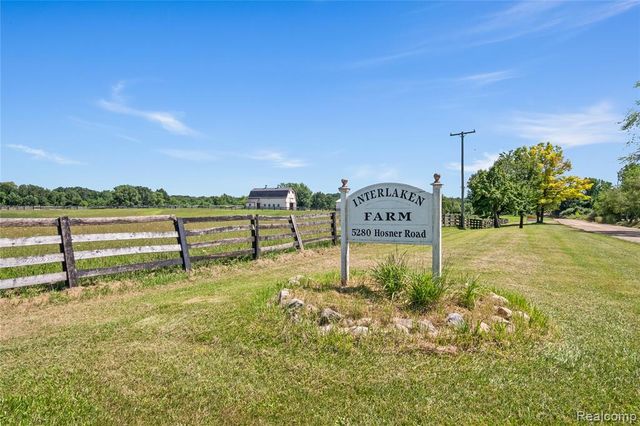 5280 Hosner Road, Oxford, MI 48370