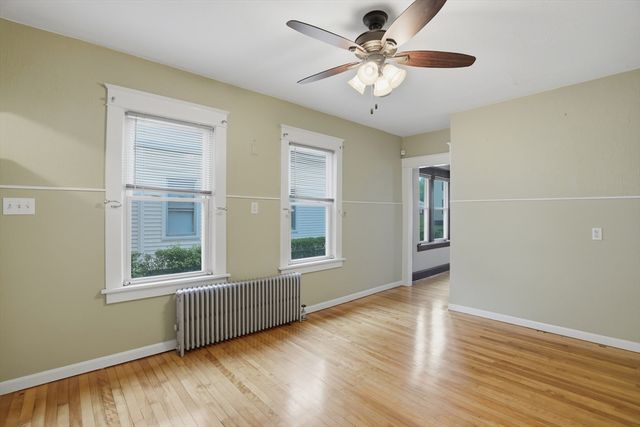 8 Carver Street, Worcester, MA 01604