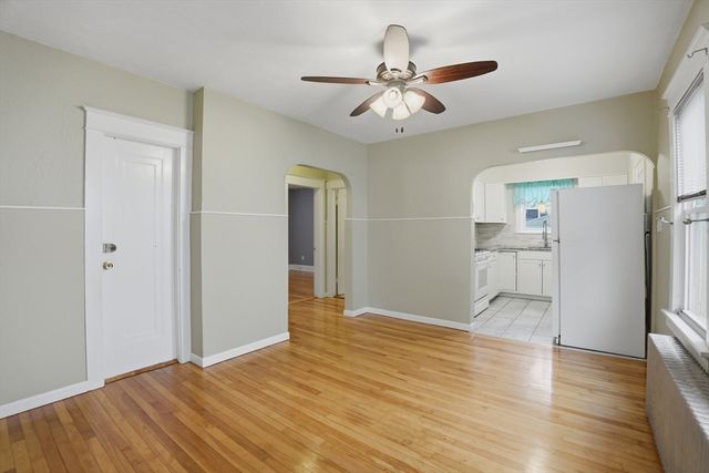 8 Carver Street, Worcester, MA 01604