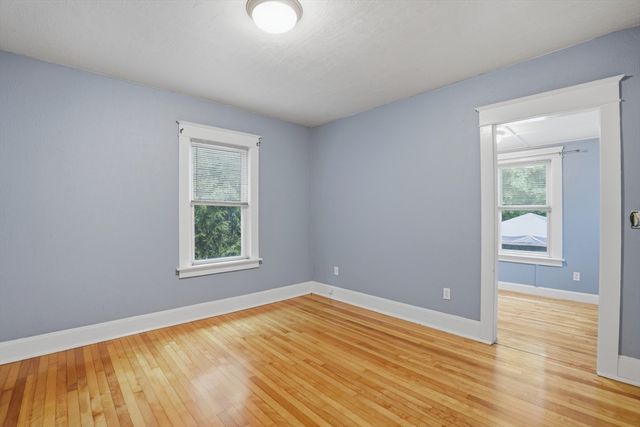 8 Carver Street, Worcester, MA 01604