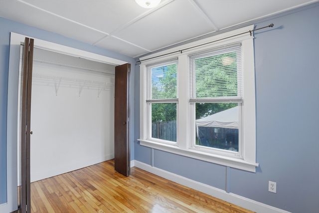 8 Carver Street, Worcester, MA 01604