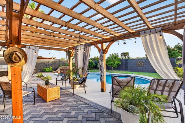 2512 S EVERGREEN Road, Tempe, AZ 85282