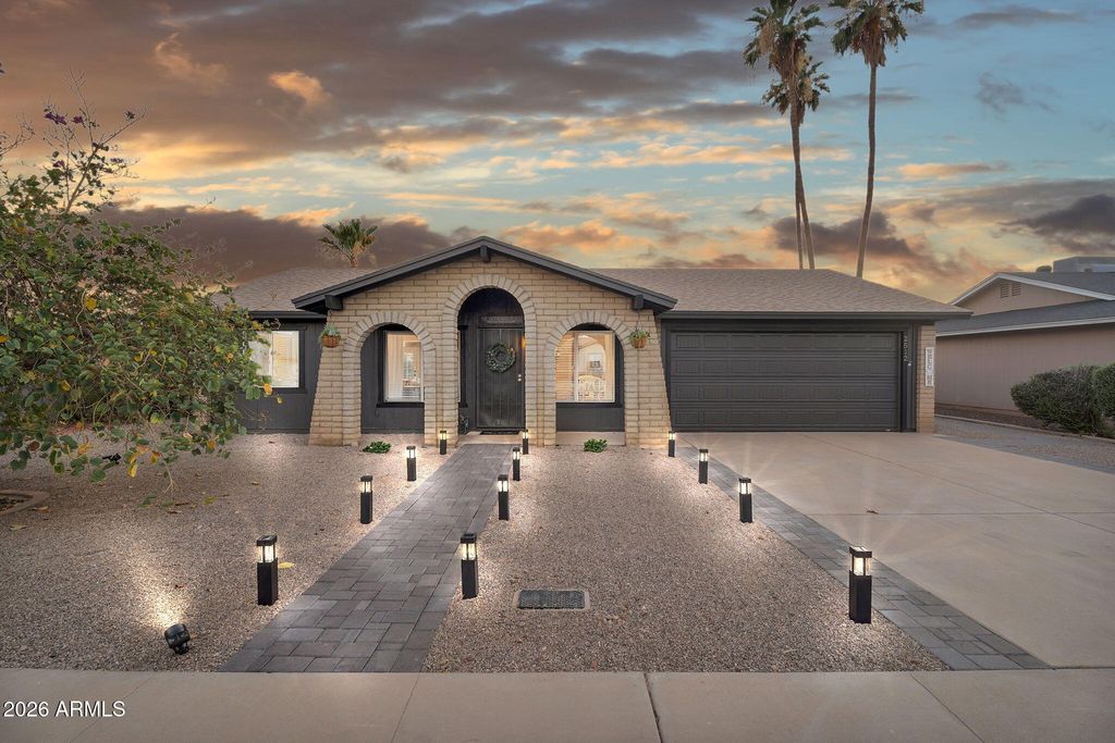 2512 S EVERGREEN Road, Tempe, AZ 85282