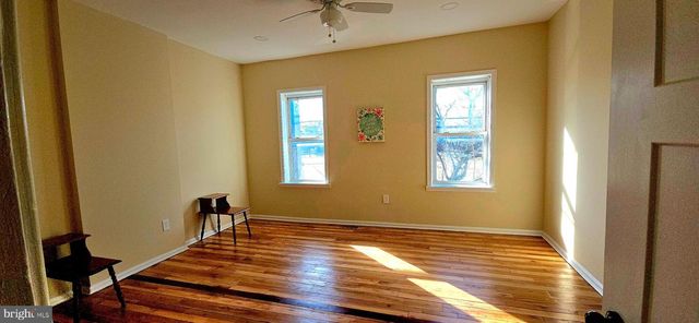 715 W 7TH ST, Wilmington, DE 19801