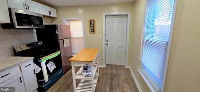 715 W 7TH ST, Wilmington, DE 19801