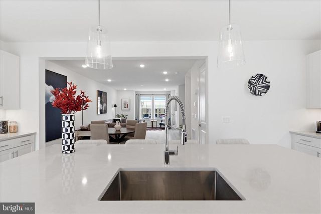 9507 MAIDENHAIR AVE, Fredericksburg, VA 22407